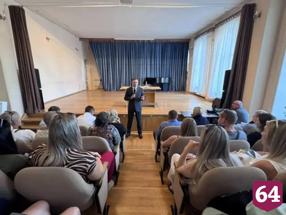 Жителям Энгельса после атаки БПЛА помогут получить выплаты